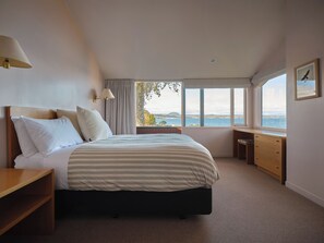 Chalet 3 | 2 bedrooms, desk, iron/ironing board, free WiFi - The Retreat (Taupo)