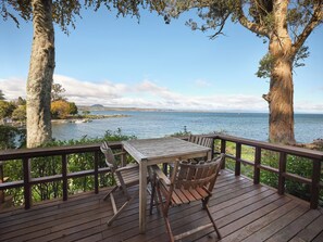 Chalet 3 | Lake view - The Retreat (Taupo)