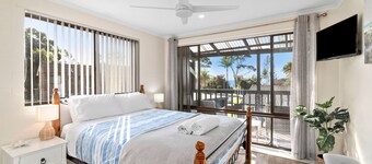 14/12 Parker Avenue, Surf Beach
