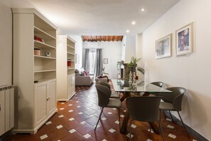 Dining - Apartments Florence -Faenza Terrace (Florence)