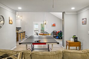 Spielezimmer