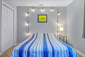 3 bedrooms, WiFi, bed sheets