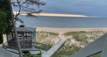 Michibay Getaway: Your Spring Reset Starts Here – Private Beach Access Included