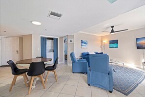 Interior - 24 Gulf – Waterfront Views, Beach Access, Heated Pool & Dockside Relaxation (Indian Rocks Beach)