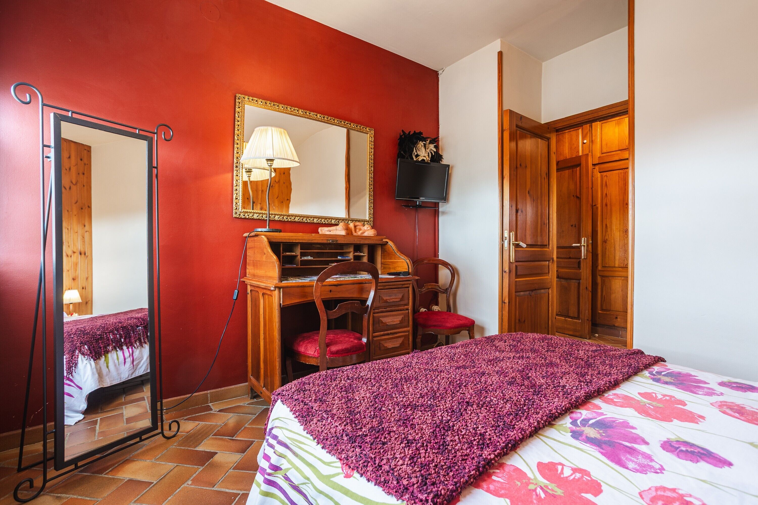 1 sovrum, strykjärn/strykbräda, gratis wi-fi och sängkläder