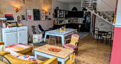 Typical Bordeaux House 1850 – Spacious, well-equipped, near Bordeaux, with gym and pool table