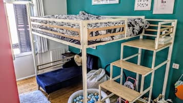 4 chambres, fer et planche à repasser, Wi-Fi gratuit, draps fournis