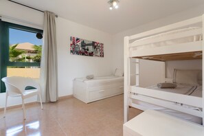 3 camere, ferro/asse da stiro, Wi-Fi gratuito, lenzuola
