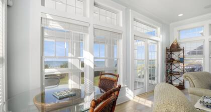 The Blue Pearl | Luxury Bayfront, Beach Access, Sunset Views, Bay Creek Resort Amenities