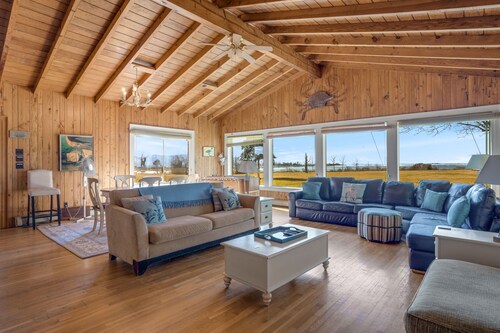 Huntington Farm | Historic Waterfront Estate on 14 Private Acres Near Cape Charles