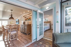 2 bedrooms, iron/ironing board, free WiFi, bed sheets - Adventures, Heated Private Pool and Gulf Access - Ocean Mist - Roelens (Fort Myers Beach)