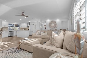 Smart TV - Adventures, Heated Private Pool and Gulf Access - Ocean Mist - Roelens (Fort Myers Beach)