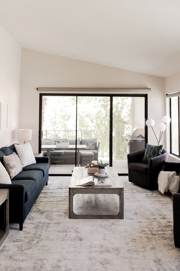 スマートテレビ、暖炉