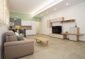 Imagen sin descripción, 4 de 17, botón