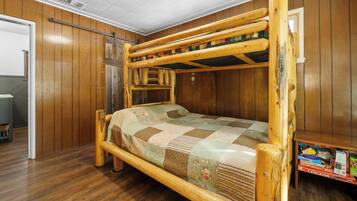 2 habitaciones, escritorio, wifi gratis y ropa de cama