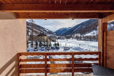 Escapade alpine | Piscine, sauna & vue montagne