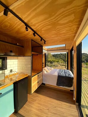 1 quarto, ferros/tábuas de passar roupa, Wi-Fi, roupa de cama