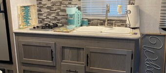 Rural NC GLAMPING to experience off the grid camping! Privacy & pond plus more!