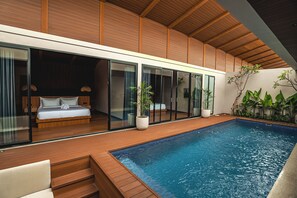 Family Villa | Desk, laptop workspace, iron/ironing board, free WiFi - Kinama Villa (Jimbaran)