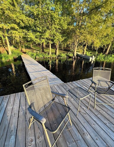 Cinematic Lake house on Nantachie Lake
Located in Central Louisiana