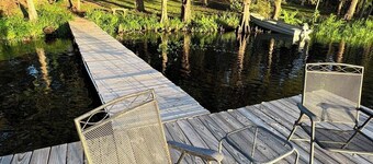 Cinematic Lake house on Nantachie Lake
Located in Central Louisiana