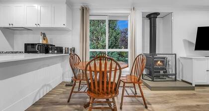Private cottage - Fire pit, Games and BBQ Bathurst