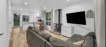 Private cottage - Fire pit, Games and BBQ Bathurst