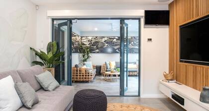 Mimosa House - 250m to Chinamans Beach in Jervis Bay!