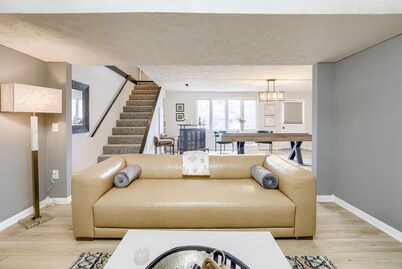 Pine Terrace Place, 10 minutes from downtown Omaha!