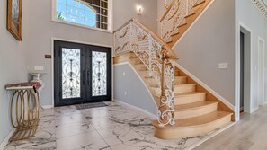 Interior - Frontlake Luxury Pocono Mansion (Blakeslee)