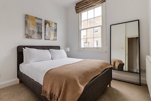 2 slaapkamers, een strijkplank/strijkijzer, wifi, beddengoed