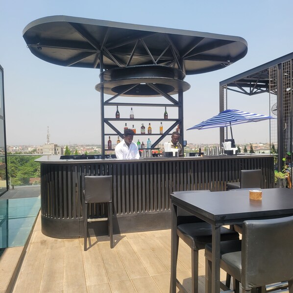 Food and drink - RT properties at Belrose Place  (Accra)