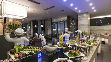 Desayuno buffet (CNY 68 por persona)