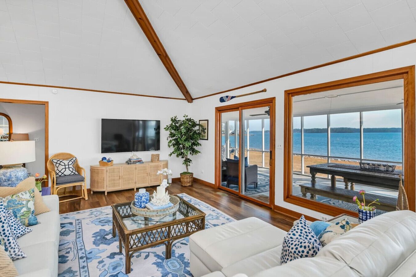 Televisor intel·ligent i pantalles d'ordinador 