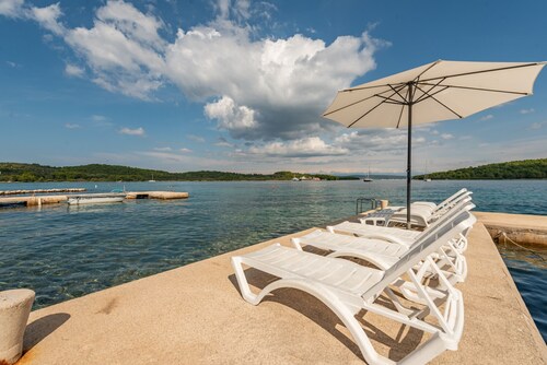 5* Unique luxury Villa Feriatum Lissa