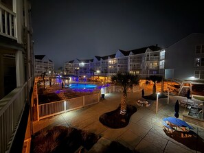 Terrace/patio - Seascape 2202 The Seashell Pearl Beachfront Condo Gulf Views Pool Hottubs Netflx (Galveston)
