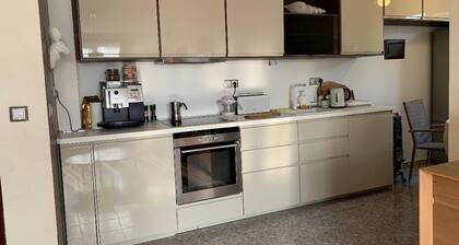 Cozy 1-bedroom apartment, mountain view in Sofia centre