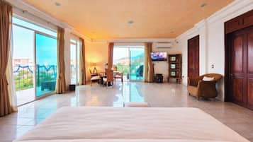 4 soverom, strykejern/-brett, wi-fi og sengetøy