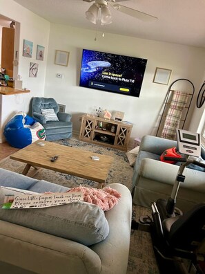 TV - The Beach House Escape (Bradenton)