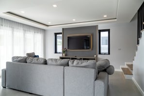 Family Villa, 4 Bedrooms, Ensuite, Pool View | Living area | Smart TV, Netflix, streaming services