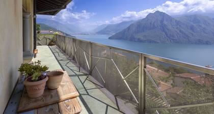 Beautiful apartment for 8 guests with WIFI, TV, terrace and pets allowed