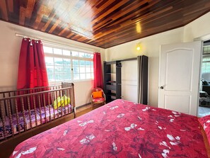 2 chambres, accès à Internet