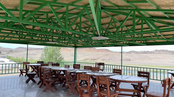 Terrace/patio - Secret of Ongi (Saikhan-Ovoo)