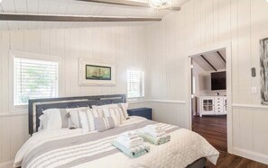 2 chambres, fer et planche Ă repasser, Wi-Fi, draps fournis