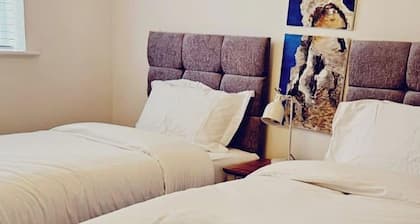 Luxury Getaway in Preston with 5 Bedrooms