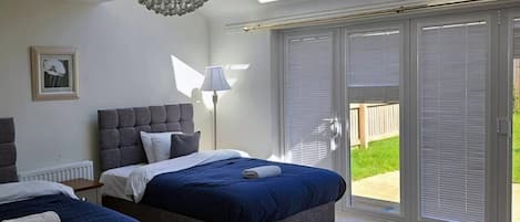 5 camere, Wi-Fi, lenzuola