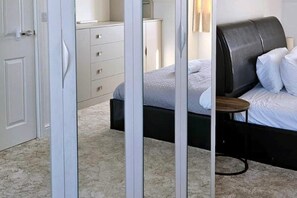 4 habitaciones, wifi y ropa de cama 