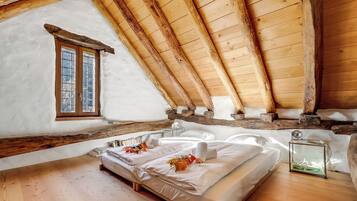 3 bedrooms, internet, bed sheets