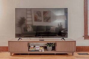 Smart TV - Charming Home w/ Fire Pit & Fenced Yard! (Manhattan)