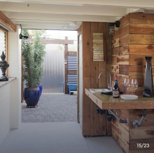 Interior - Walk to downtown, Oxbow, BottleRock, nightlife, dining & shops! Spa and more! (Napa)